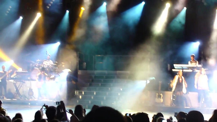Entrance and All Night Long- Demi Lovato 04313