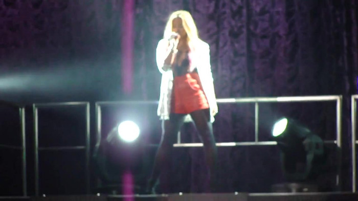 Entrance and All Night Long- Demi Lovato 04897