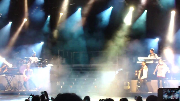 Entrance and All Night Long- Demi Lovato 04465