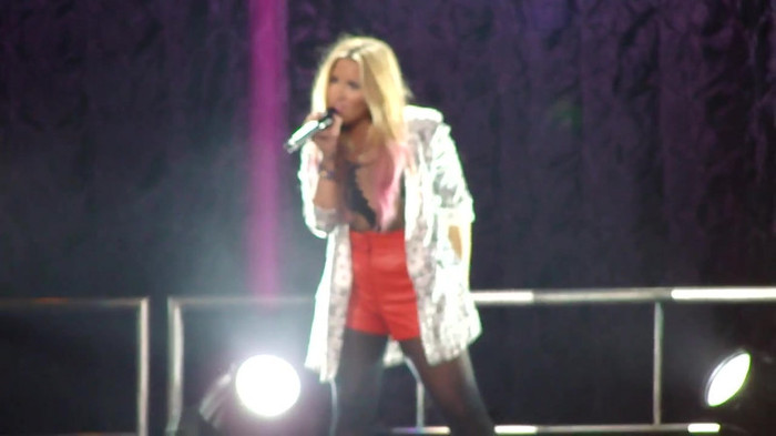 Entrance and All Night Long- Demi Lovato 05505