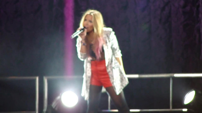Entrance and All Night Long- Demi Lovato 05523