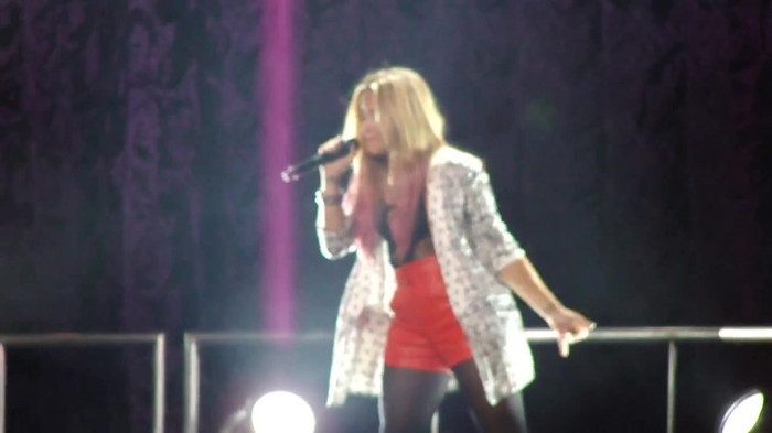 Entrance and All Night Long- Demi Lovato 05807