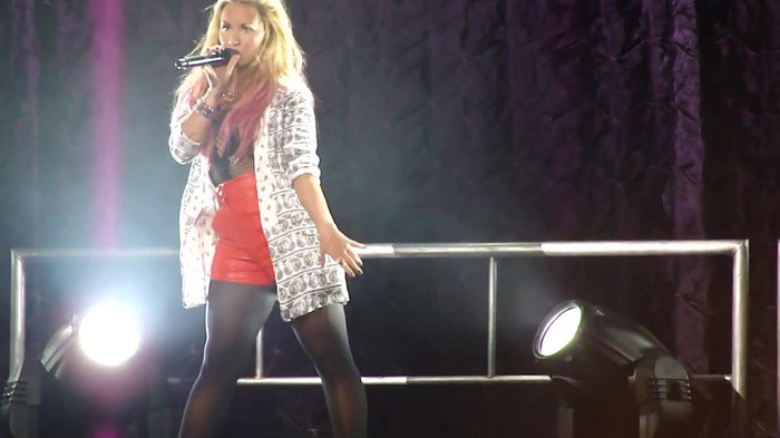 Entrance and All Night Long- Demi Lovato 06137 - Demilush - Entrance and All Night Long Demi Lovato Part o13