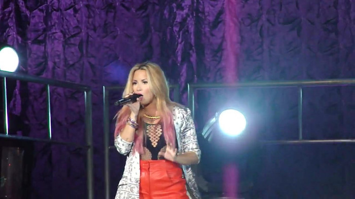 Entrance and All Night Long- Demi Lovato 07572 - Demilush - Entrance and All Night Long Demi Lovato Part o16