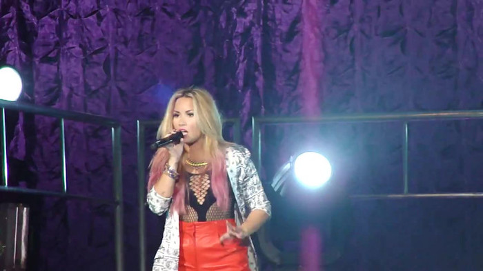 Entrance and All Night Long- Demi Lovato 07579 - Demilush - Entrance and All Night Long Demi Lovato Part o16