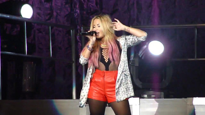 Entrance and All Night Long- Demi Lovato 08000