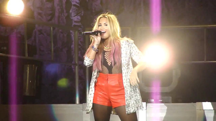 Entrance and All Night Long- Demi Lovato 08042