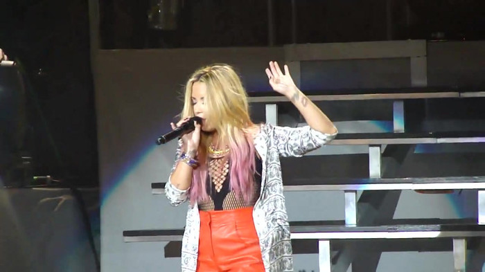 Entrance and All Night Long- Demi Lovato 08543
