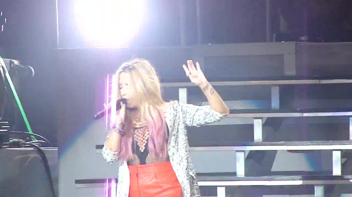 Entrance and All Night Long- Demi Lovato 08561