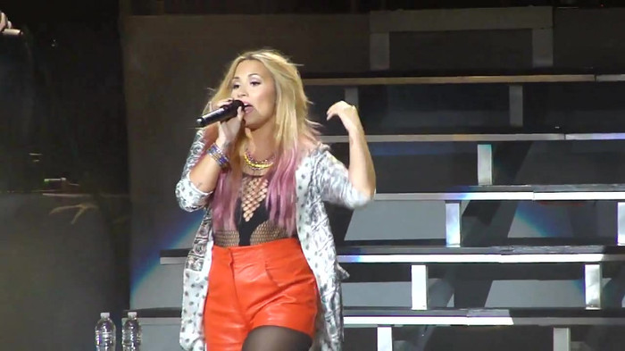 Entrance and All Night Long- Demi Lovato 08659