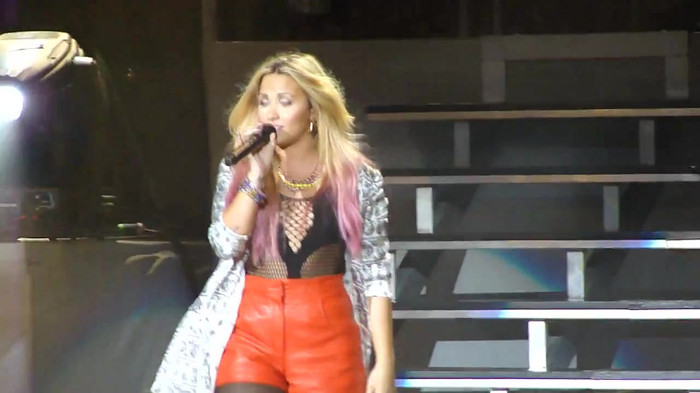 Entrance and All Night Long- Demi Lovato 08701
