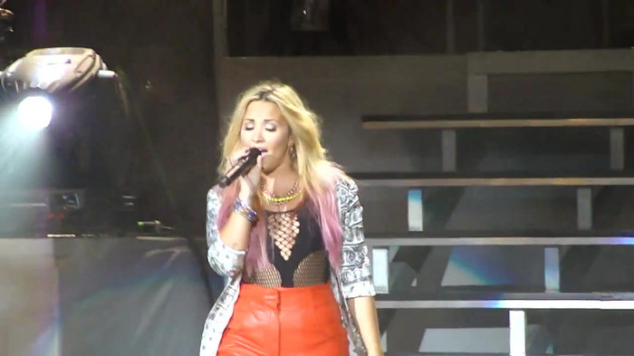Entrance and All Night Long- Demi Lovato 08712