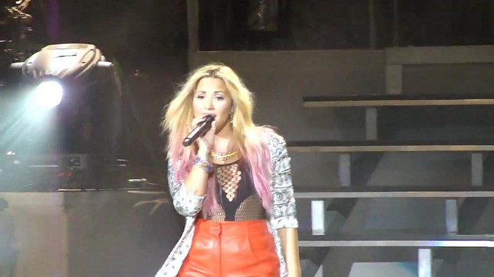 Entrance and All Night Long- Demi Lovato 08727