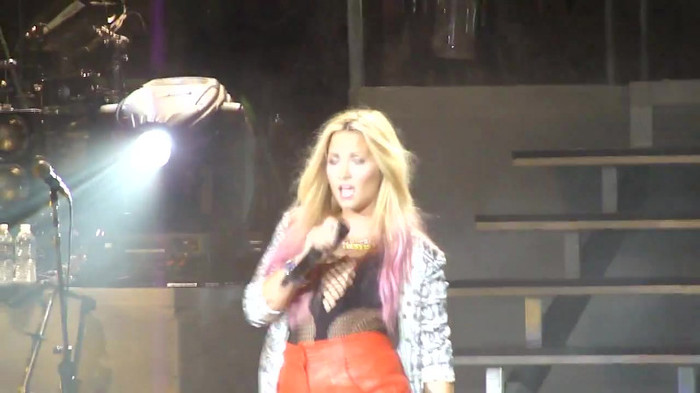 Entrance and All Night Long- Demi Lovato 08760 - Demilush - Entrance and All Night Long Demi Lovato Part o18