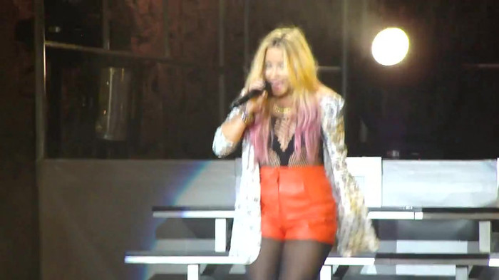 Entrance and All Night Long- Demi Lovato 08293 - Demilush - Entrance and All Night Long Demi Lovato Part o17