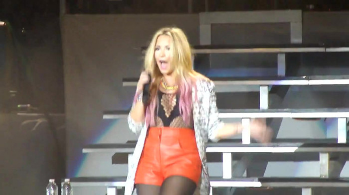Entrance and All Night Long- Demi Lovato 08427 - Demilush - Entrance and All Night Long Demi Lovato Part o17