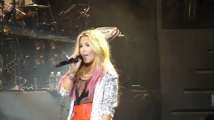 Entrance and All Night Long- Demi Lovato 08868 - Demilush - Entrance and All Night Long Demi Lovato Part o18