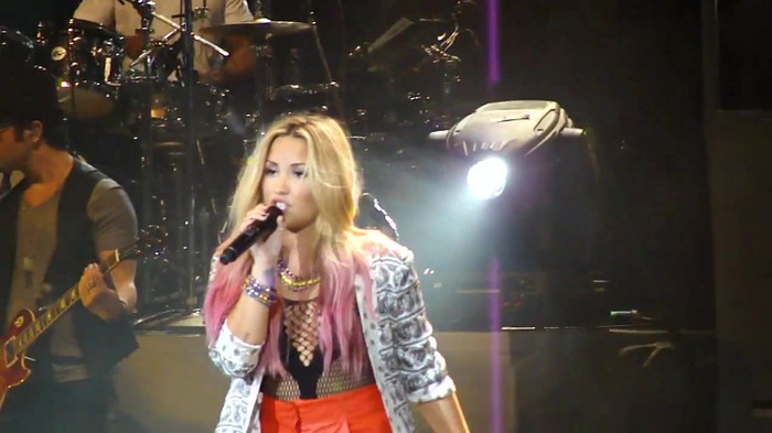 Entrance and All Night Long- Demi Lovato 08913 - Demilush - Entrance and All Night Long Demi Lovato Part o18