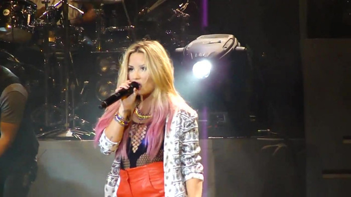 Entrance and All Night Long- Demi Lovato 08957