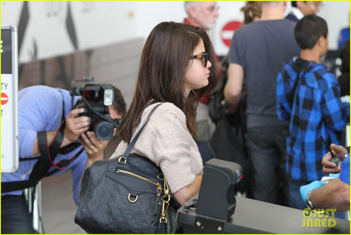 gomez-lax-justin-18 - Selena Gomez Anastasia Steele in Fifty Shades Of Grey