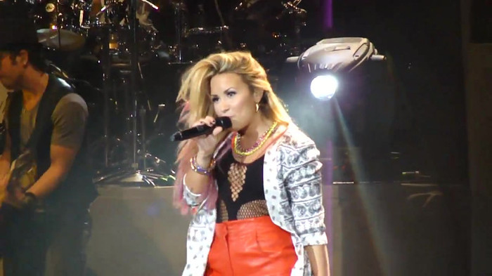 Entrance and All Night Long- Demi Lovato 09040