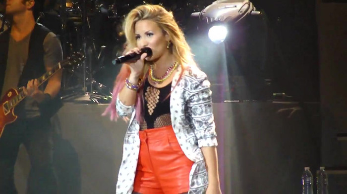 Entrance and All Night Long- Demi Lovato 09062 - Demilush - Entrance and All Night Long Demi Lovato Part o19