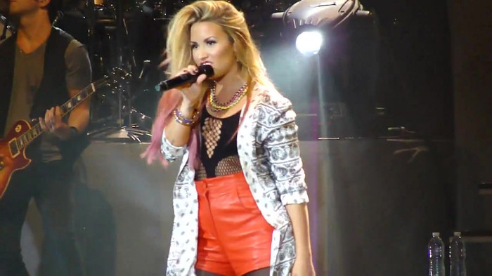 Entrance and All Night Long- Demi Lovato 09065 - Demilush - Entrance and All Night Long Demi Lovato Part o19