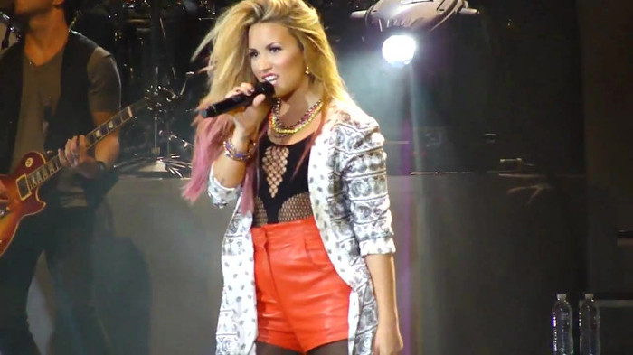 Entrance and All Night Long- Demi Lovato 09070