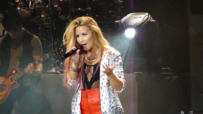 Entrance and All Night Long- Demi Lovato 09127 - Demilush - Entrance and All Night Long Demi Lovato Part o19