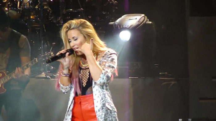 Entrance and All Night Long- Demi Lovato 09147