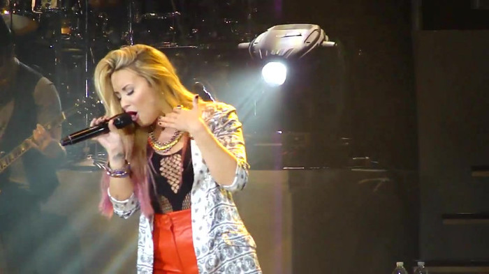 Entrance and All Night Long- Demi Lovato 09181