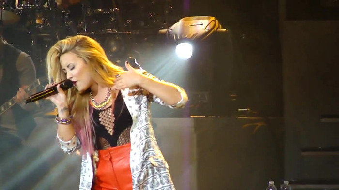 Entrance and All Night Long- Demi Lovato 09202