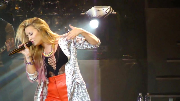 Entrance and All Night Long- Demi Lovato 09222