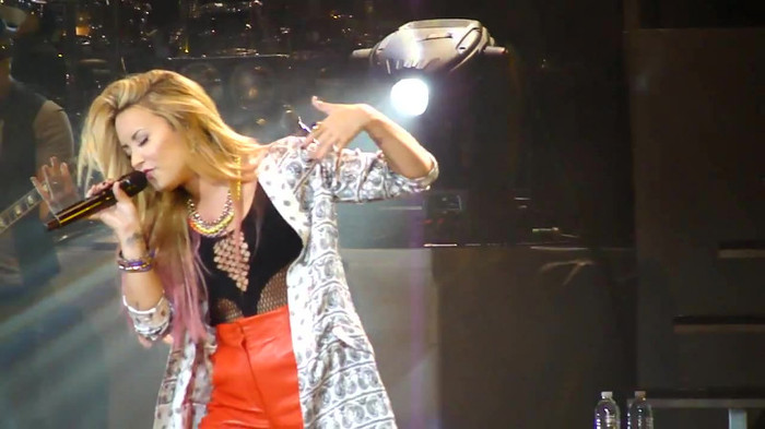 Entrance and All Night Long- Demi Lovato 09226