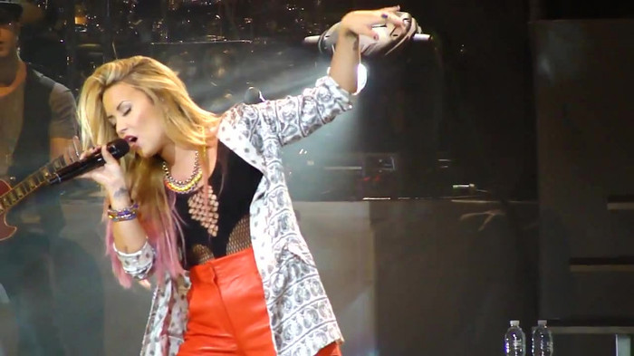 Entrance and All Night Long- Demi Lovato 09256