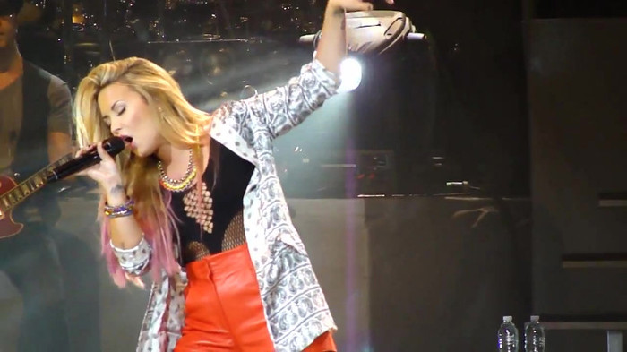 Entrance and All Night Long- Demi Lovato 09263