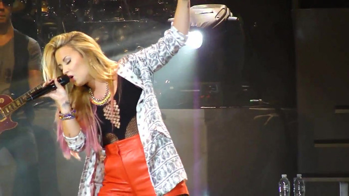 Entrance and All Night Long- Demi Lovato 09266