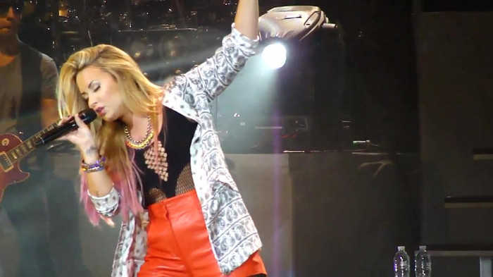 Entrance and All Night Long- Demi Lovato 09273