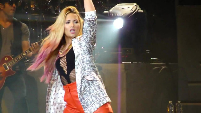 Entrance and All Night Long- Demi Lovato 09315