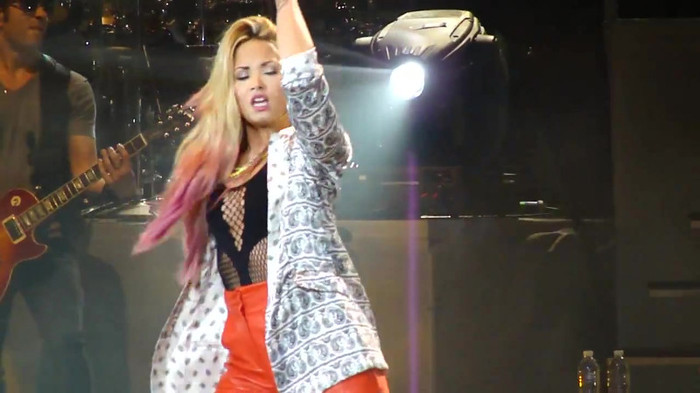 Entrance and All Night Long- Demi Lovato 09322
