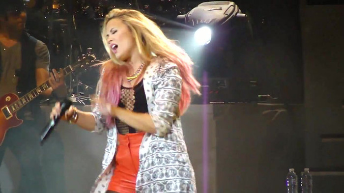 Entrance and All Night Long- Demi Lovato 09337