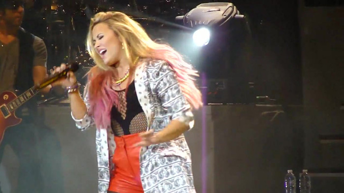 Entrance and All Night Long- Demi Lovato 09344