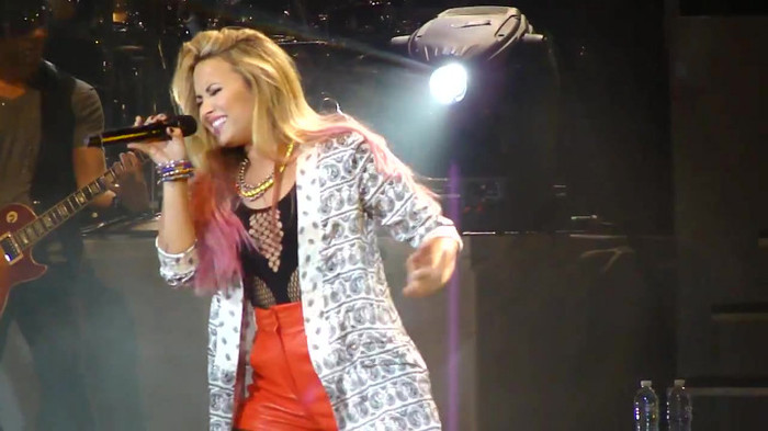 Entrance and All Night Long- Demi Lovato 09351