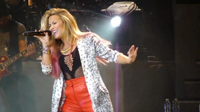 Entrance and All Night Long- Demi Lovato 09358