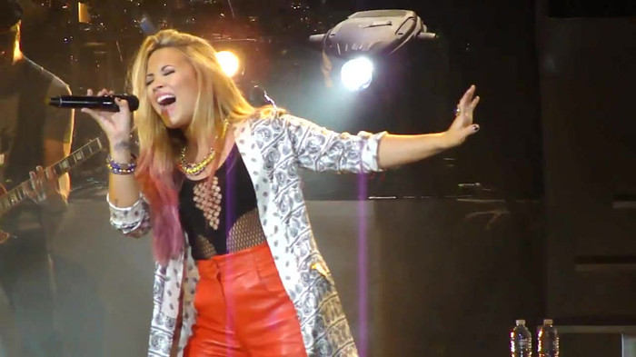 Entrance and All Night Long- Demi Lovato 09381