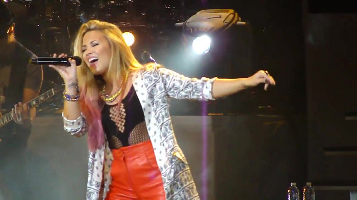 Entrance and All Night Long- Demi Lovato 09391 - Demilush - Entrance and All Night Long Demi Lovato Part o19