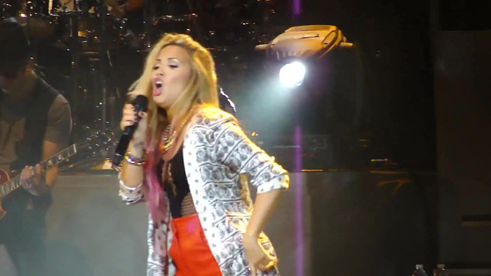 Entrance and All Night Long- Demi Lovato 09409