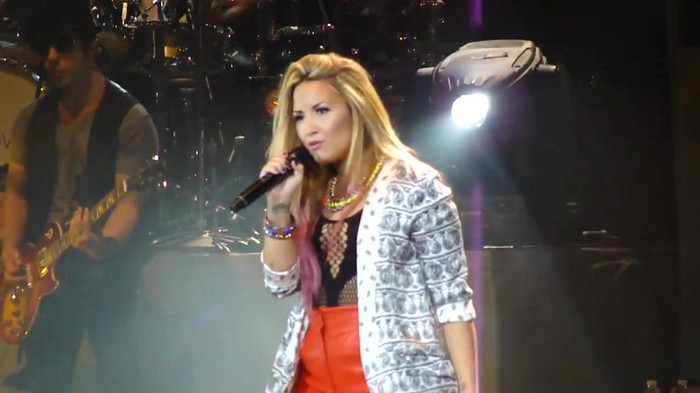 Entrance and All Night Long- Demi Lovato 09459