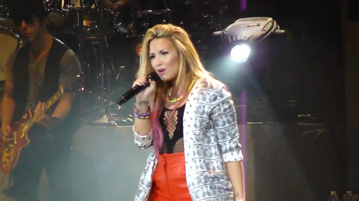 Entrance and All Night Long- Demi Lovato 09461