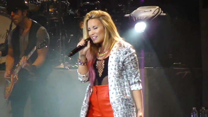 Entrance and All Night Long- Demi Lovato 09467